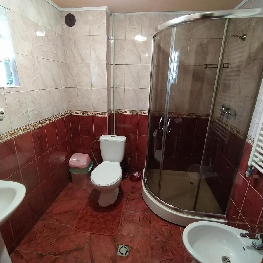 Мальва Apartment Lazeshchyna Luaran gambar